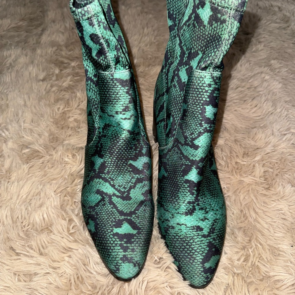Green Snake-Print Reptile Pattern Boots